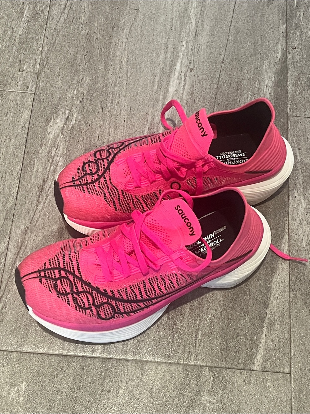 Saucony Endorphin Elite 2